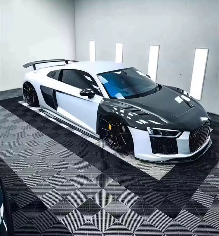 Audi R8 V10